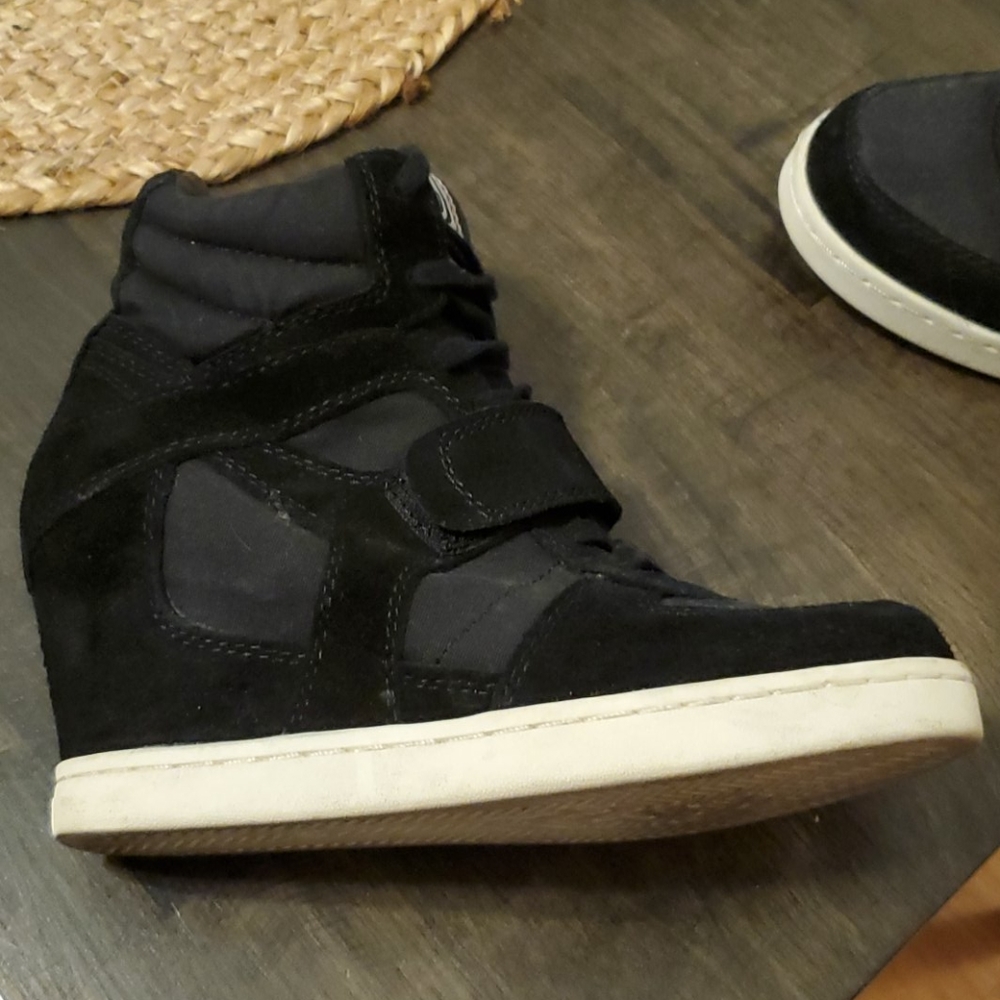 Black ash wedge sneakers